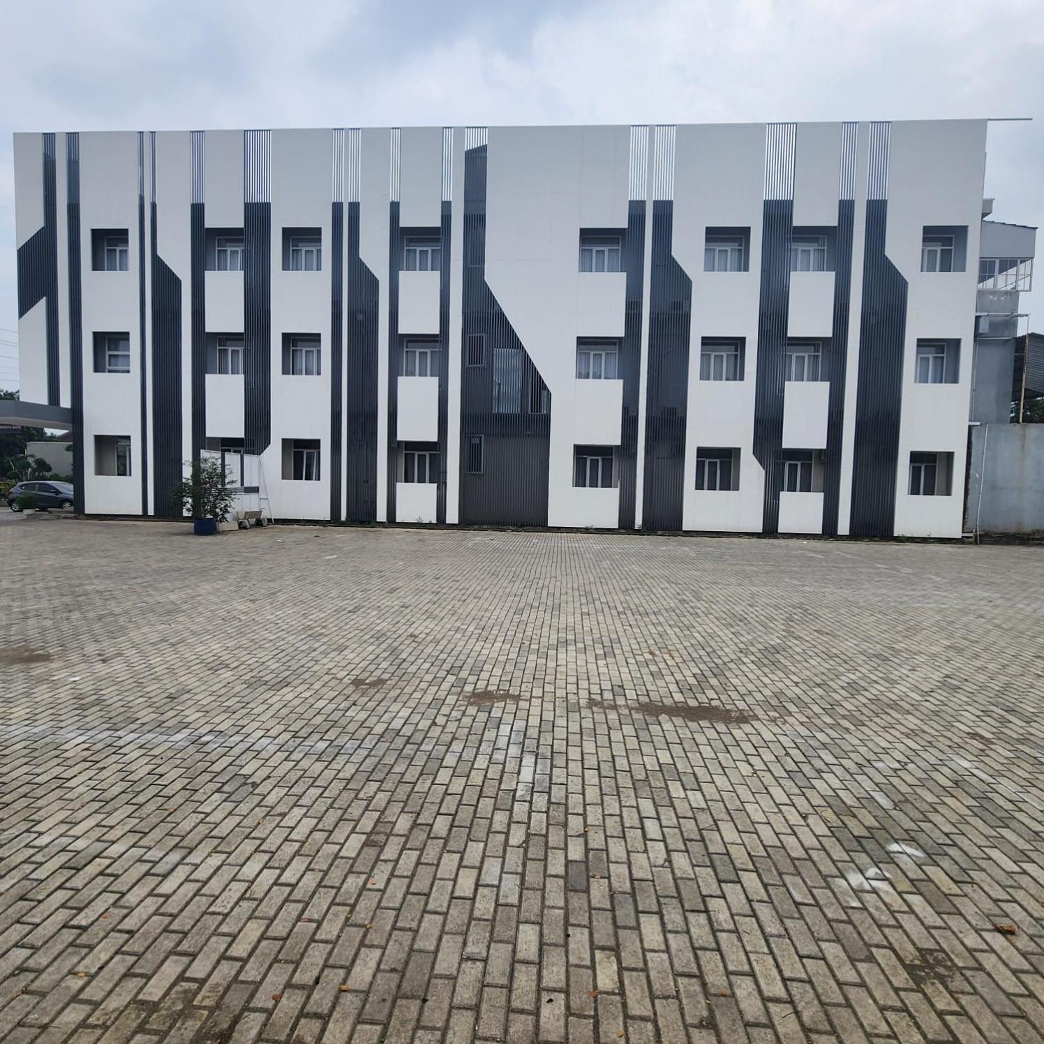 Oyo 2816 Privato Suite Kembaran Exteriér fotografie