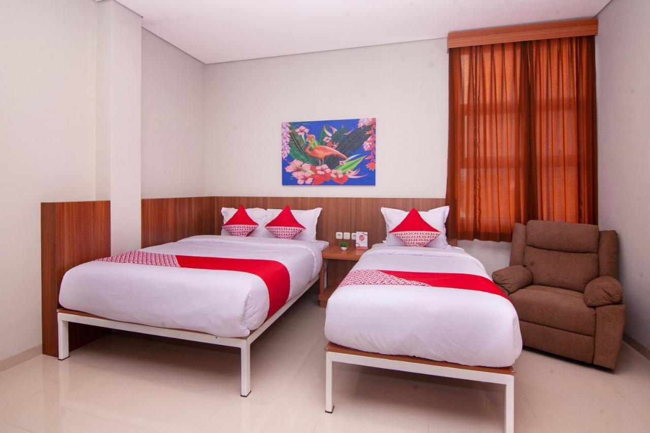 Oyo 2816 Privato Suite Kembaran Exteriér fotografie