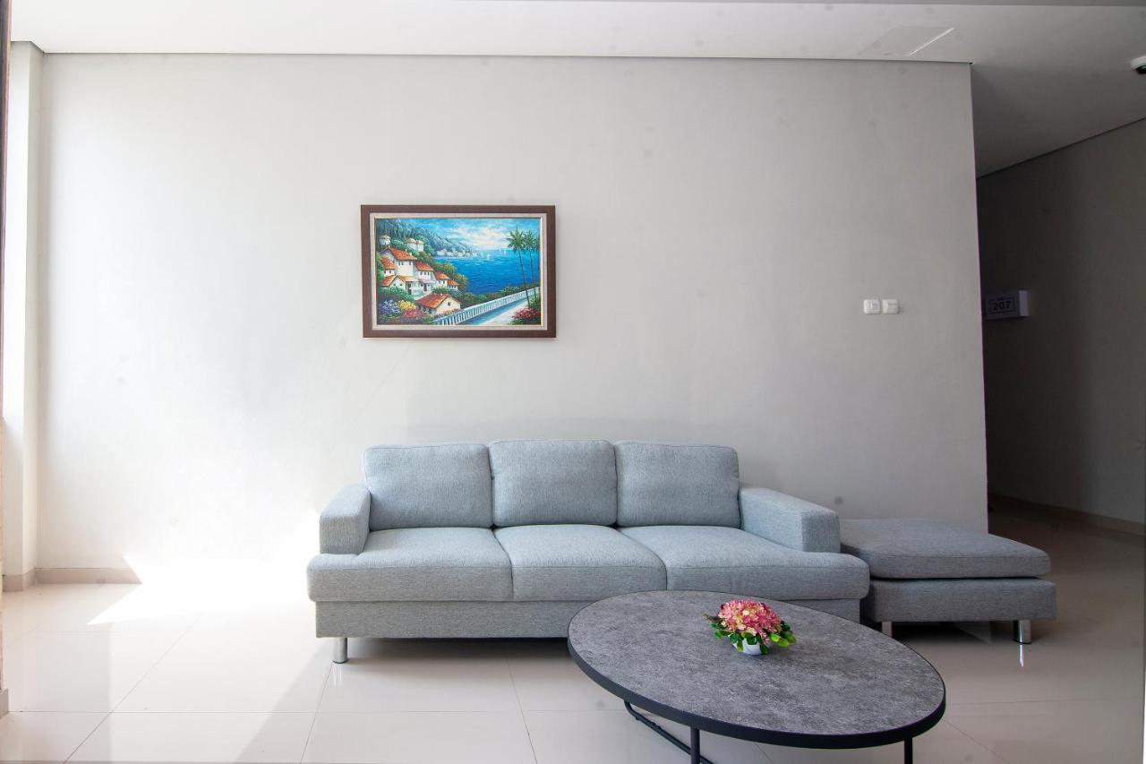 Oyo 2816 Privato Suite Kembaran Exteriér fotografie
